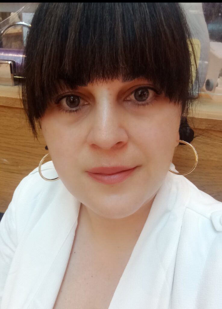 Mahnoush Nayab